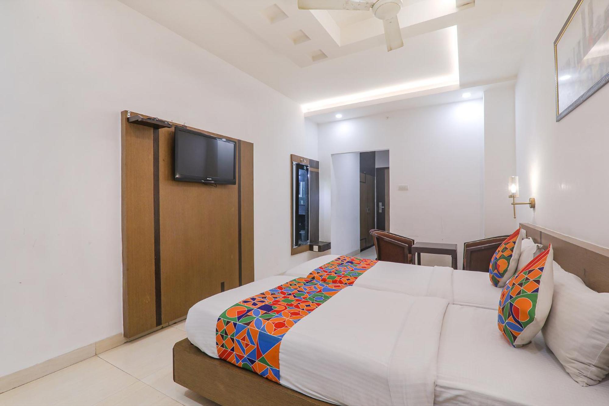 Fabhotel Prime The Continental 勒克瑙 外观 照片