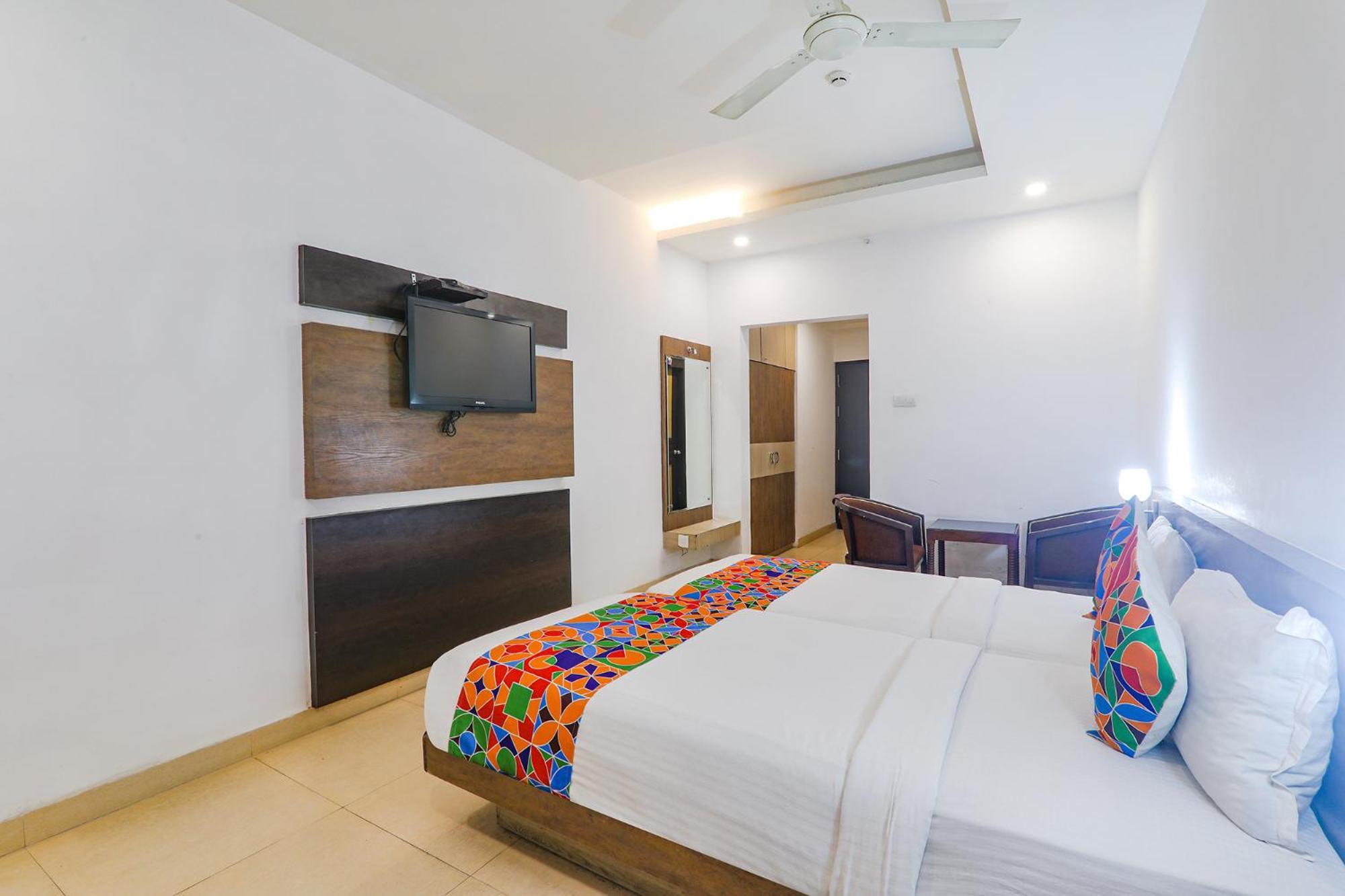 Fabhotel Prime The Continental 勒克瑙 外观 照片