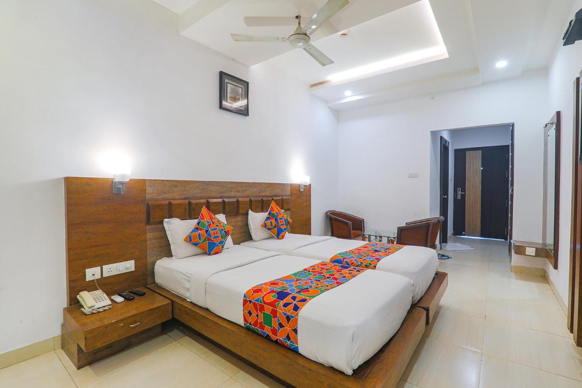 Fabhotel Prime The Continental 勒克瑙 外观 照片